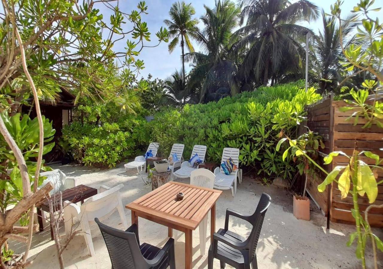 Beach Cottage Rasdhoo Екстериор снимка
