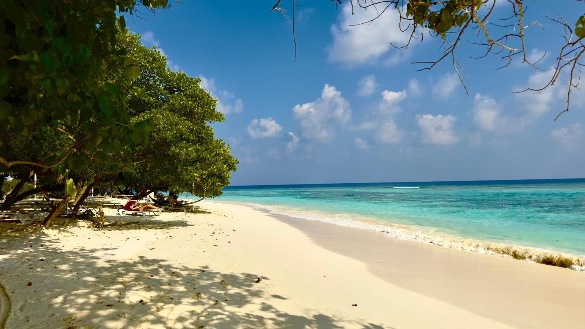 Beach Cottage Rasdhoo Екстериор снимка